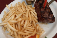 One Fifteen Broiler, Premier Steakhouse Rogue Valley, Grants Pass Oregon
